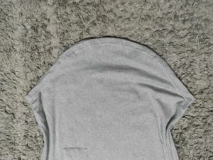 Savana V-Neck Tee shirt