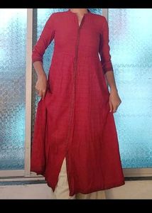 Red Kurti