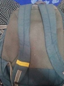 BAG IS IN GOOD QUALITY , ALL GIPS ARE WORKING AND it is branded bag brand - Aristocrat