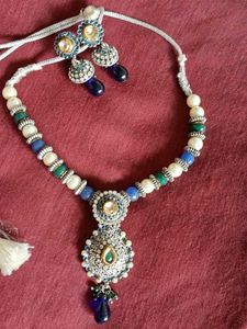Never Used Beautiful Jewellery set