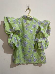 Floral Print Puff Sleeve Top