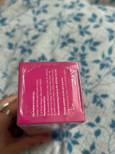 COSIQ Moisturiser Sealed