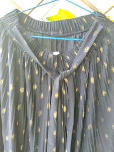 Navy &amp; Gold Pleated Pants