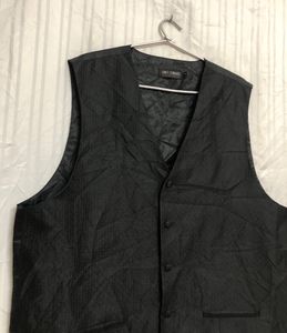 Umo Lorenzo Black Waistcoat