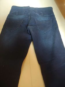 Size: 30-32 Inches