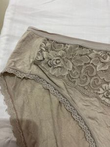 Lace Detail Briefs Till 36 Can Wear