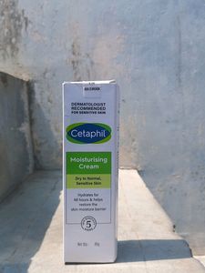 Cetaphil Moisturizing Cream