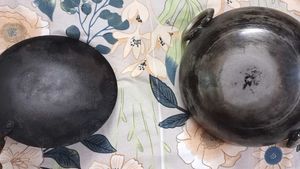 Used Cooking Utensils