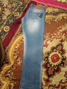 Light Wash Denim Jeans