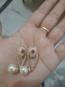 Blue Emerald Earing