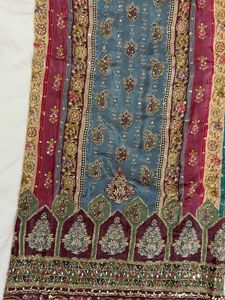 Elegant Kurta Set For Weddings And Other Occasions