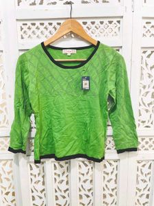 Green Patterned Top C
