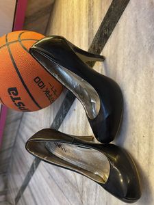 Modini Black Heels - VERY COMFORTABLE  HEEL
