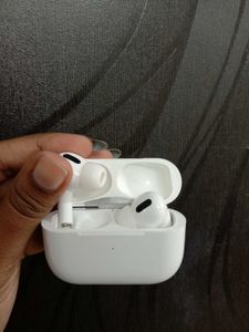 AirPods Pro 2nd Gen Case - White