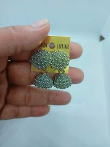 New Earring Combo With FREE COURIER POD BAG