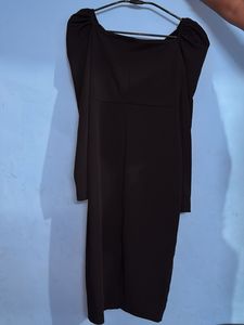 Chic Black Bodycon Midi Dress