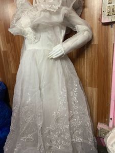 Beautiful Wedding/festive Gown