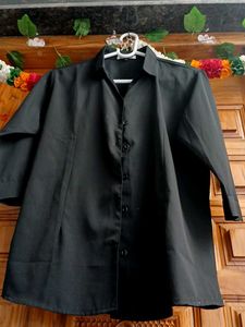 Classic Black 3/4 Sleeve Blouse