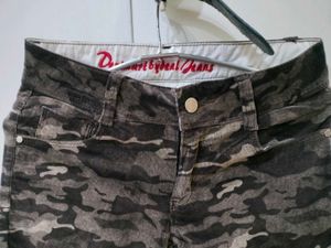 Brown Camouflage Capri Pants