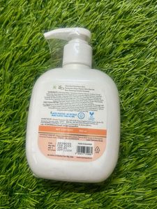 Chia Seed Facewash