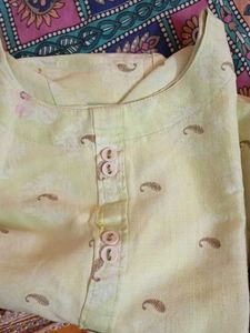 Combo Of 4 Kurtis