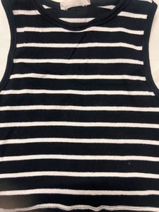 Striped crop-style  Top