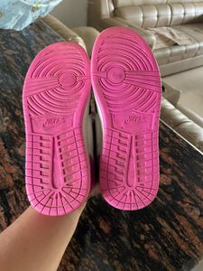 Nike Air Jordan Pink