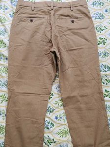 UNIQLO Men's Casual Chino Pants