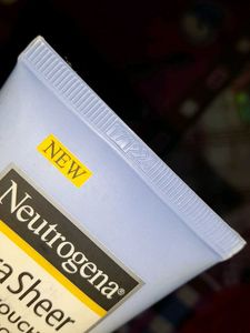 Neutrogena Ultra Sheer Sunblock SPF 50 PA++++