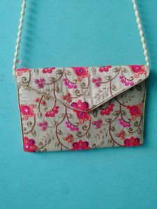 ✨Beautiful SlingBag