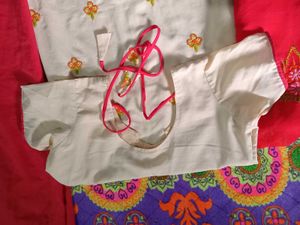 Cream With Red Combination Kurti Set👗