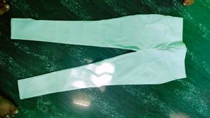 New Pure  White Jeggings