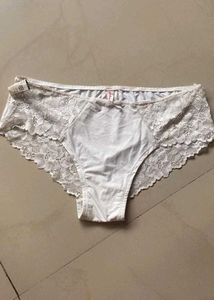 Kawaiii white lacey panty🤍