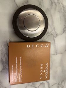 New Smashbox Highlighter
