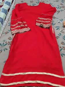 Red &amp; Gold Embellished Kurta Set