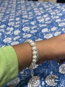 Pearl &amp; Silver Chain Bracelet