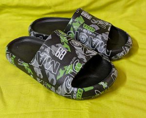 Printed Slider Size 8 🔥