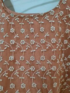 Beautiful Kurti With Embroidery