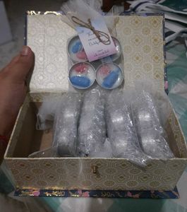 Baby Shower Gifts - Vanilla Scented Tealights Set