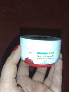 Mamaearth Moisturizing Cream