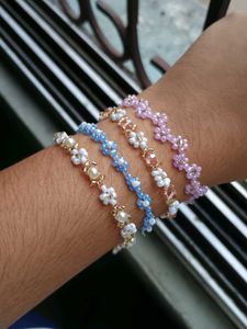 Pinteresty Daisy Bracelet
