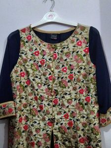 Floral Embroidered Kurta Set