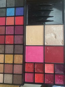 Makeup Palette