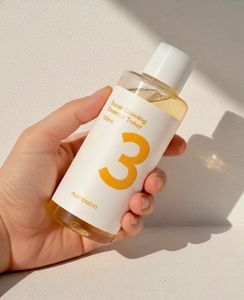 Numbuzin No.3 super glowing Essence Toner