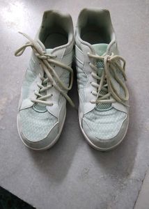 Women Badminton Shoes