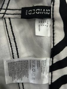 H&amp;M ZEBRA TROUSER JEANS