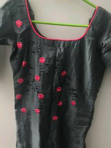 Elegant Grey Embroidered Kurta