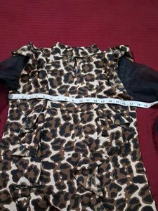 Cheetah Printed  Ruffle Top👌
