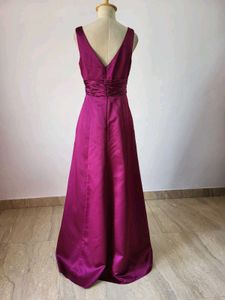 Elegant Magenta Evening Gown