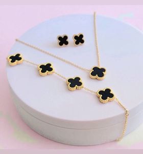 Clover Jewelry Set (Black)🤍🤍
